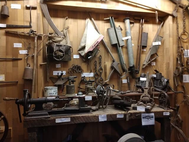 East Linn Museum - Image 1