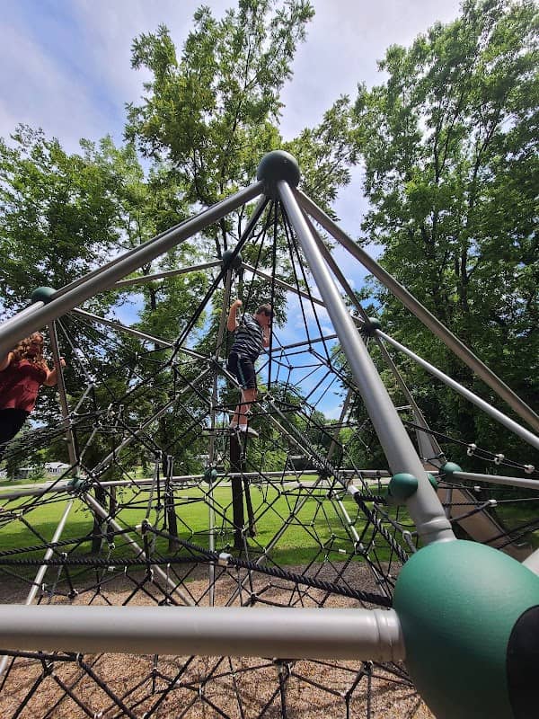 Arthur's Hill Park - Image 3