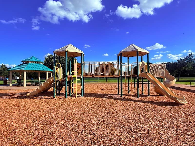 Oak Hills Splash Park - Image 2