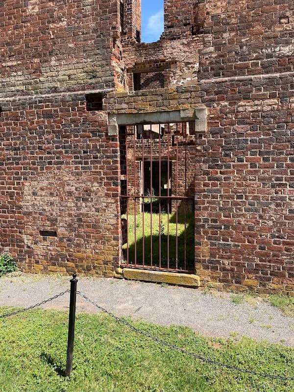Barboursville Ruins - Image 1