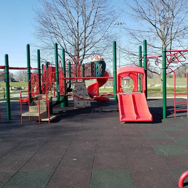 Cedar River Exchange Park - Image 2