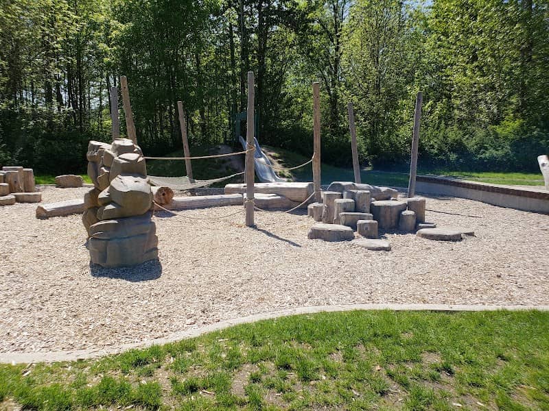 Schel Chelb Playground - Image 1