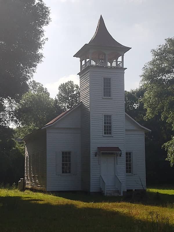 Pineville Chapel - Image 1