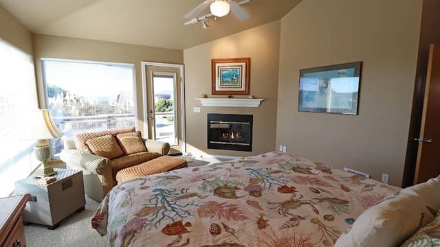 Maggie's Seaside Getaway - Image 2