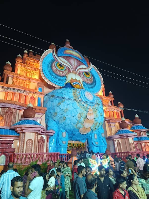 Durga Puja pandal KISS - Image 1