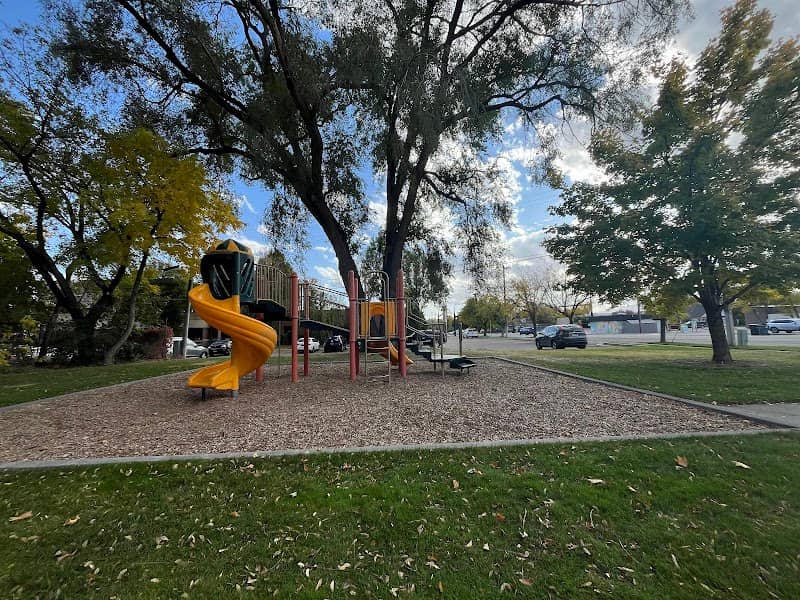 Chipman Park - Image 1