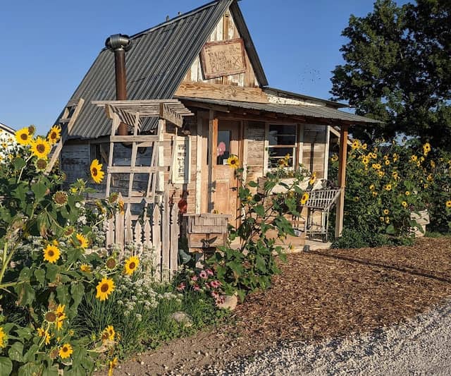 Red Acre Farm - Image 1