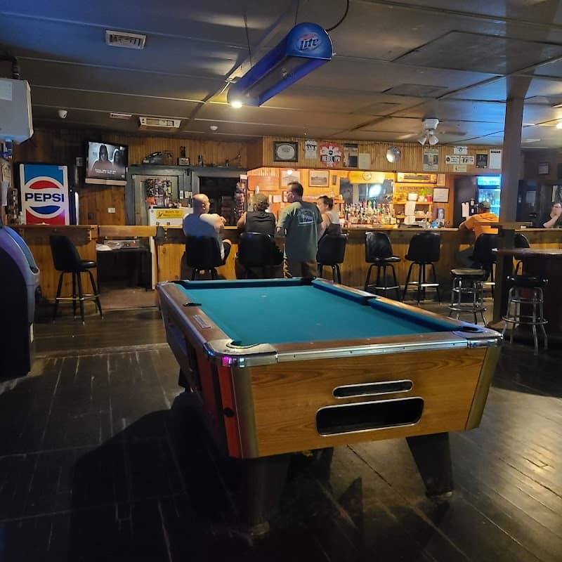 Highway Inn - Image 2