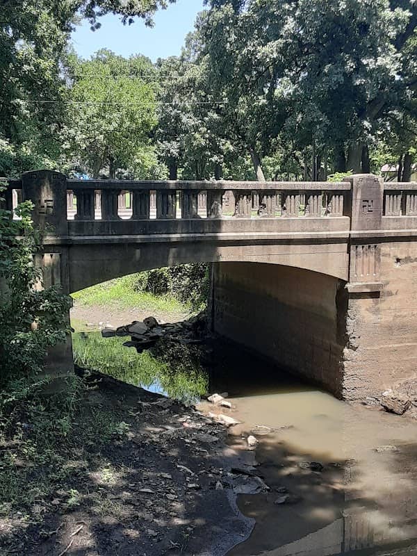 Johnstone Park - Image 2