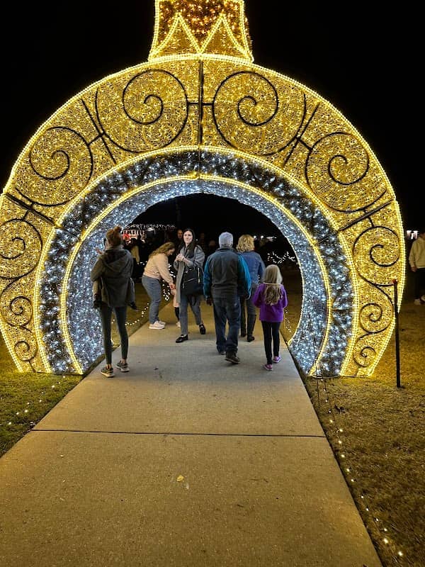 Towne Center Park - Image 2