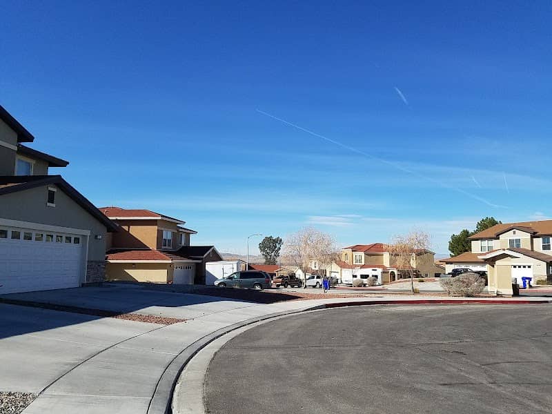 Desert View Housing pool And Rec Center - Image 2