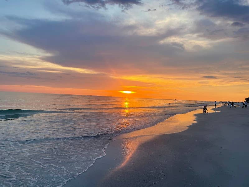 79th Street Public Beach Access - Image 2