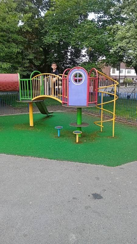 Woodlands Park - Image 1