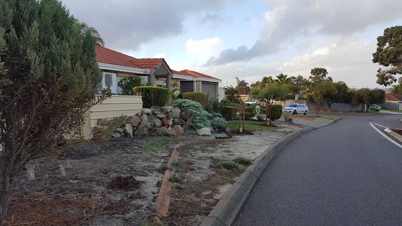 Allamanda Gardens Reserve - Image 2