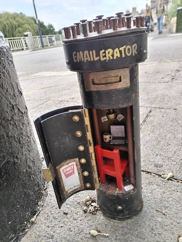 Emailerator - Image 2