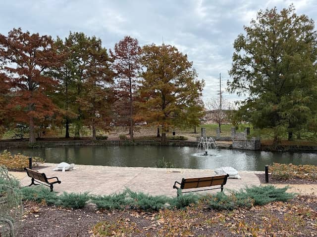 Oak Knoll Park - Image 2
