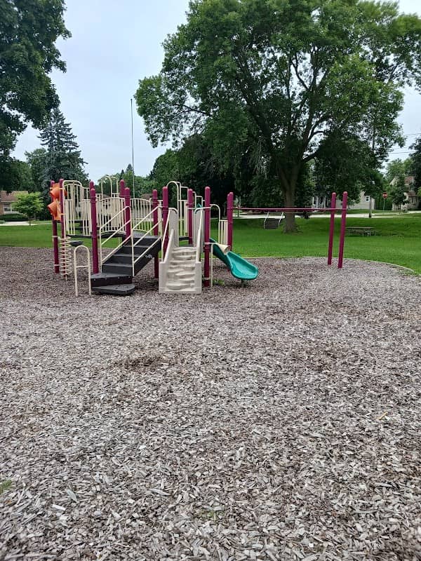 Columbia Park - Image 1