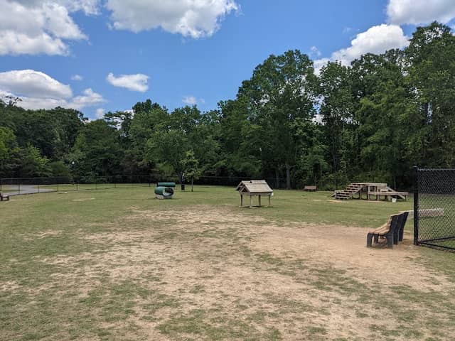 Pelham Dog Park - Image 1