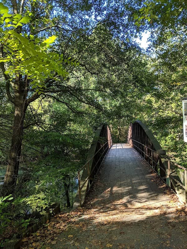 Powers Island Trail - Image 2