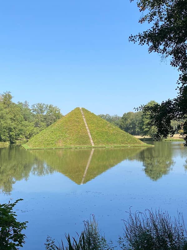 Landpyramide Branitzer Park - Image 1