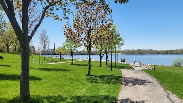 Voyageur Park - Image 3