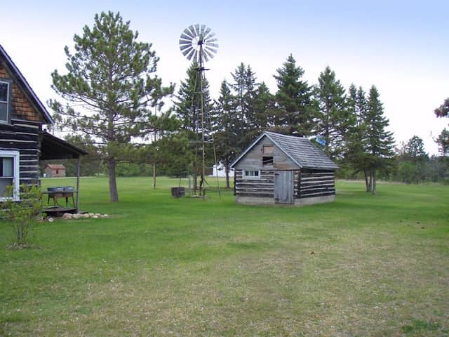 Pioneer Village - Image 1