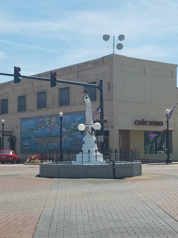 Boll Weevil Monument - Image 1