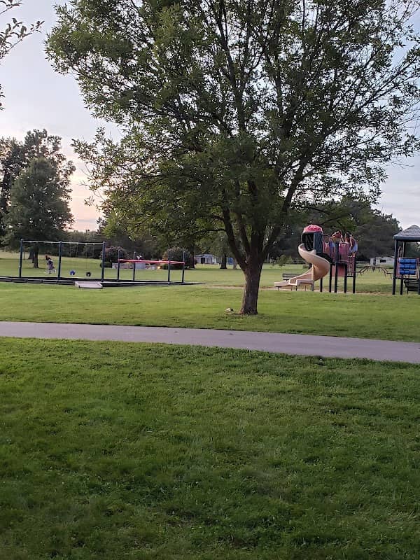 Weinand Park - Image 1
