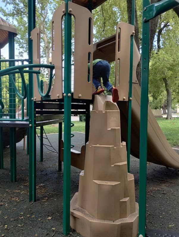 Main Street Park - Image 1