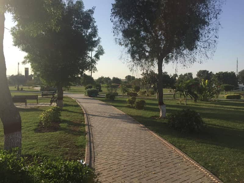 Nisar Shaheed Park - Image 1