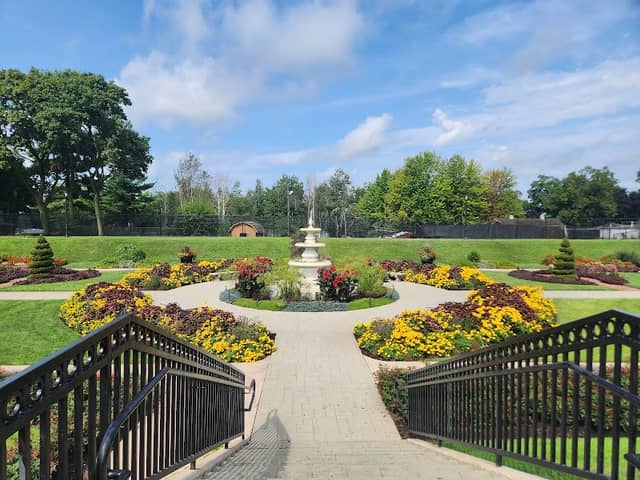 Phillips Park Sunken Garden - Image 2
