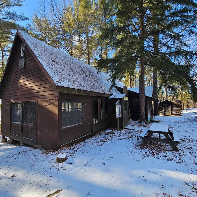Ponk Lodge - Image 2