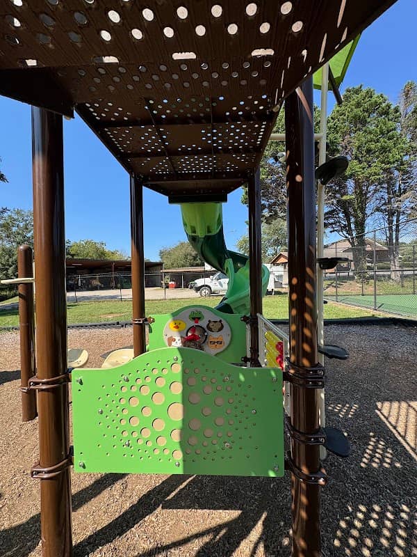 Shamrock Park - Image 1