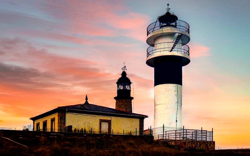 Punta Atalaia Lighthouse - Image 1