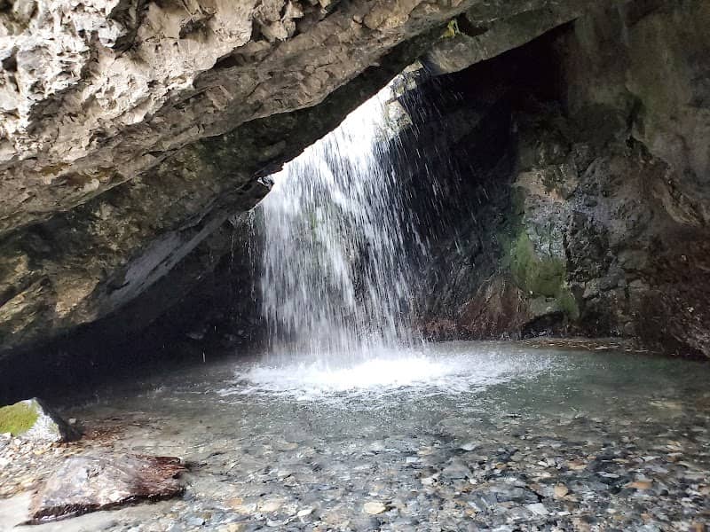 Donut Falls Summer Trailhead - Image 2