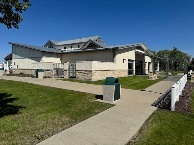 Grant Wood Rest Stop I-380 NB Cedar Rapids - Image 1
