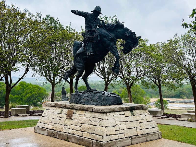 The Museum of Western Art - Image 1