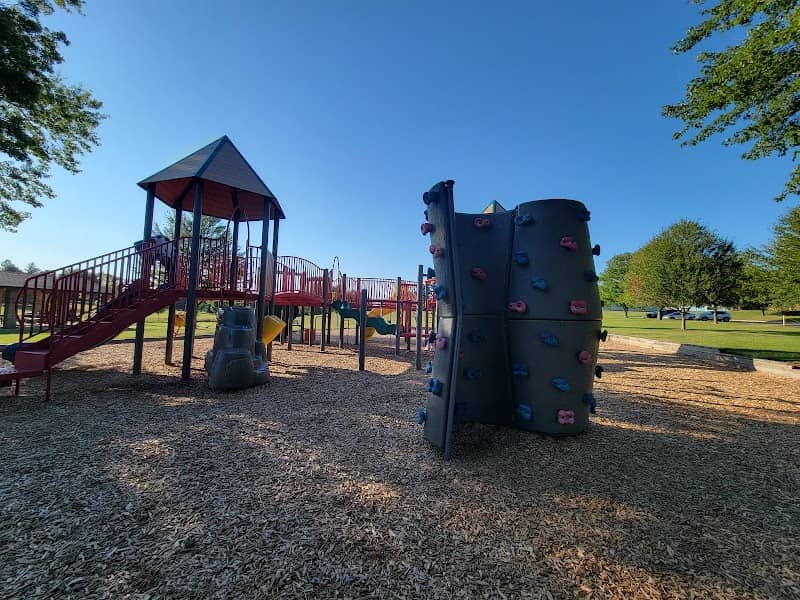 Fairview Park - Image 2