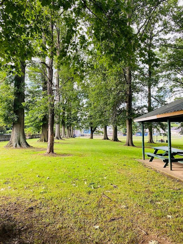 Bruce Park - Image 1