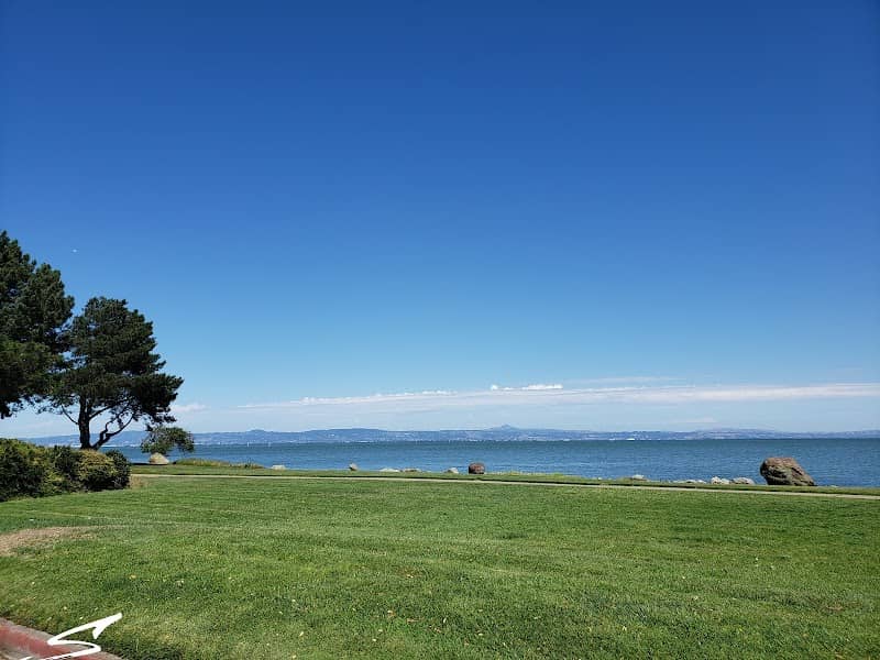 Oyster Point Marina/Park - Image 2