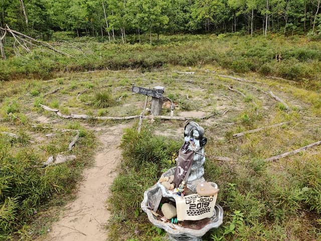 Hippie Circle - Image 1