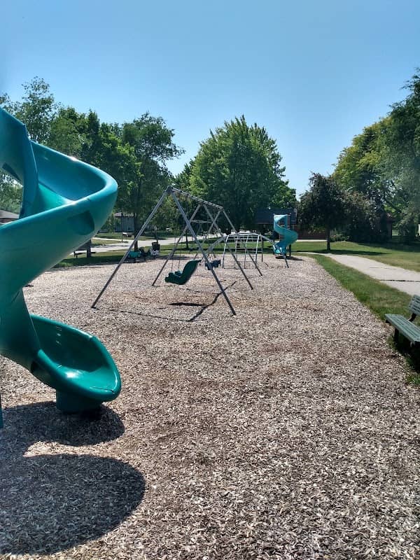 Friendship Park - Image 3