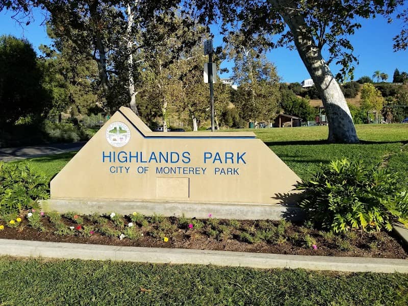 Highlands Park - Image 2