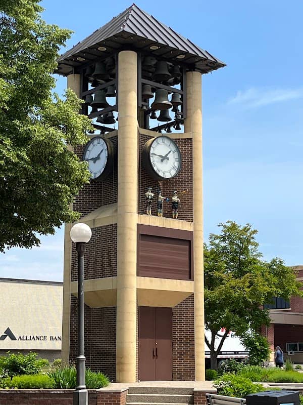 New Ulm's Glockenspiel - Image 1