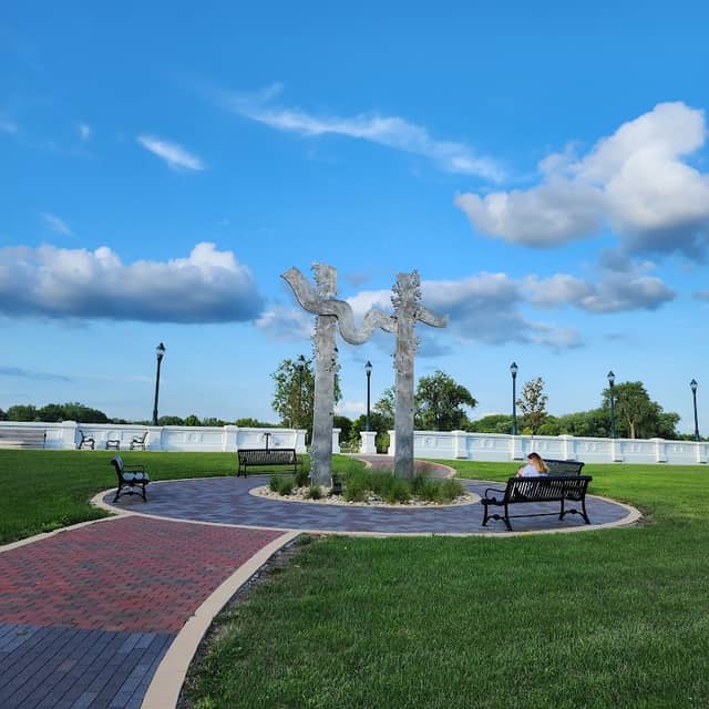 Peter Melendy Park - Image 1