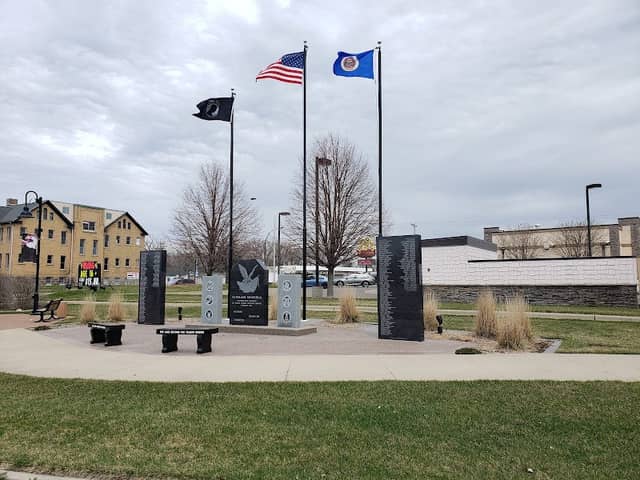 Veterans Park - Image 1