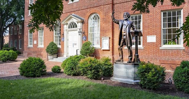 Talbot County Courthouse Lawn - Image 2