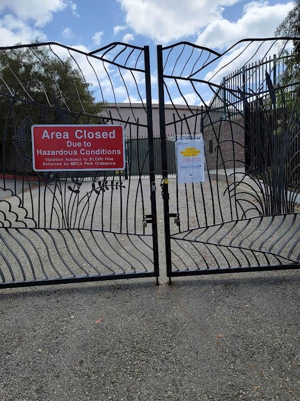 Hellman Park Trailhead - Image 2