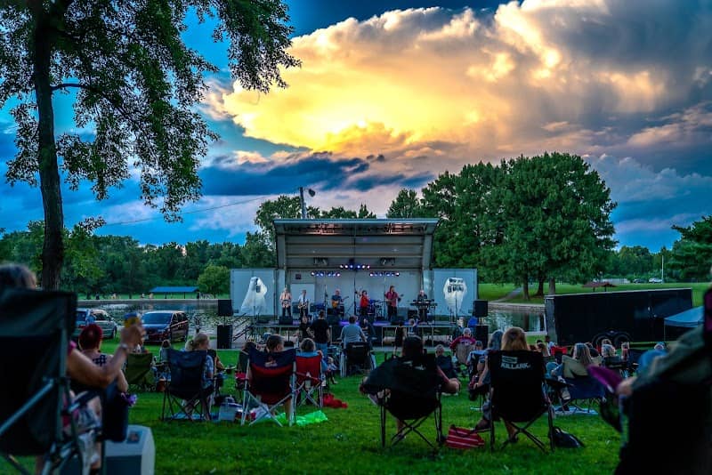 Saint Ferdinand Park - Image 2