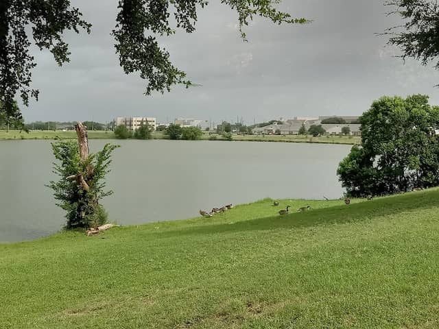 Kingsbridge Park - Image 1